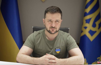 Zelensky affirms that the Ukrainian Army is working...