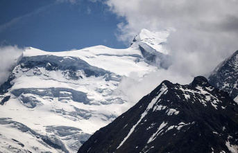 Two mountaineers were killed by falling boulders in the Swiss Alps.

