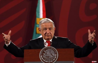 López Obrador sends "to hell" to the Mexican conservatives who criticize the hiring of Cuban doctors