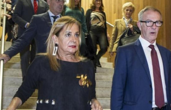 Carmela Silva resigns herself to convening the plenary session for the 'sister-in-law case' between attacks on the PP: "They are the party of blood"
