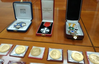 Francoist and Nazi medals of a German woman who died in Dénia are auctioned for 50,000 euros