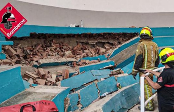 The stands of a pavilion in Elda collapse and leave two minors injured