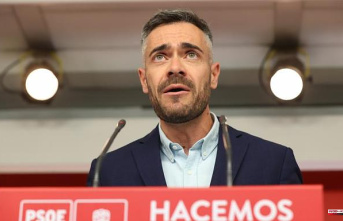 The PSOE calls Feijóo "useless" and compares the PP with the mafia