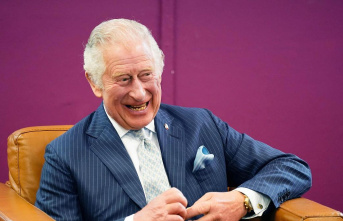 Prince Charles in his latest book: "The Earth cannot bear it all"
