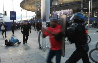 Incidents at Stade de France: Were counterfeit tickets...