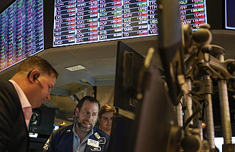 Wall Street falls as technology stocks slump