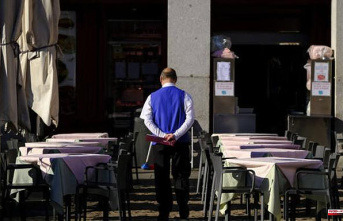In the face of record-breaking summer, the recovery is at risk from a shortage of waiters
