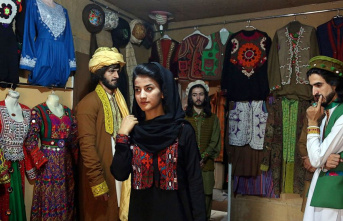 Taliban detain Afghan fashion model on religious charges

