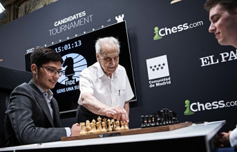 Manuel Álvarez, 100 years old, the most beloved of the Candidates tournament