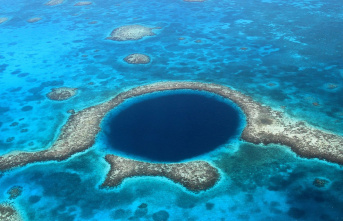 Blue Holes Show That Hurricane Activity in the Bahamas is at a Centuries Long Low
