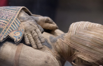 Why did people start eating Egyptian Mummies? The...