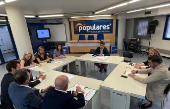 Mazón: «Puig continues to advance in the dismantling and ideologisation of education in the Valencian Community»