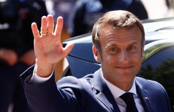 Victory by the minimum of Macron over the left in...