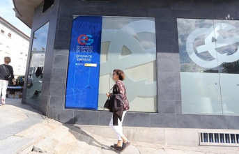 The Bank of Spain asks Galicia not to lower its guard...