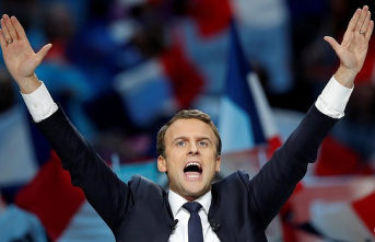 Macron, an 'absolute monarch' surrounded by the extreme left and the extreme right