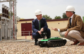 The 'explorer' robot designed to anticipate problems in electrical substations