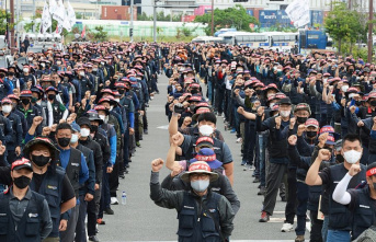 The strike of S. Korea truckers has caused shocks...