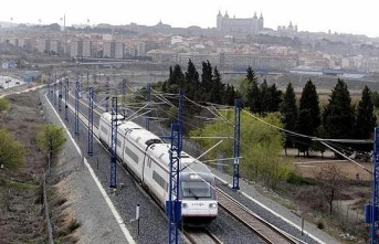 The Madrid-Extremadura AVE stops in the province of Toledo