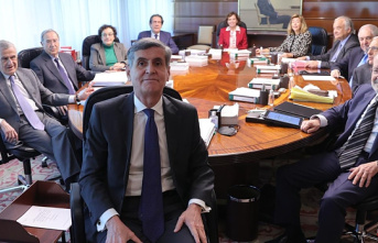 Moncloa gives margin to the PP in the renewal of the TC to avoid an institutional clash