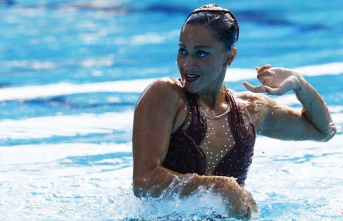 FINA does not allow Anita Álvarez to compete in the...