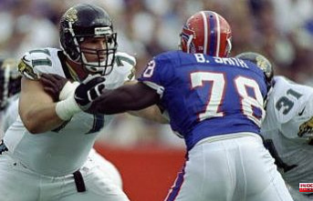 Bruce Smith: Tony Boselli's Hall of Fame campaign...