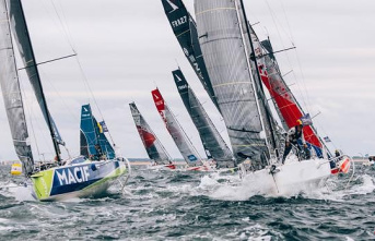 «Mutuelle Bleue» leads the Sardindha Cup fleet in the Bay of Biscay
