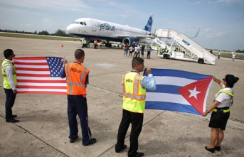 The United States lifts the flight restrictions to Cuba imposed by Trump
