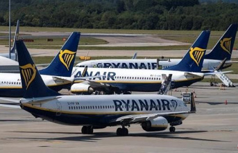 Cabin crew call for a six-day strike at Ryanair for late June and early July