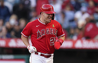 LEADING OFF: Angels' star Trout will draw a crowd to Philly