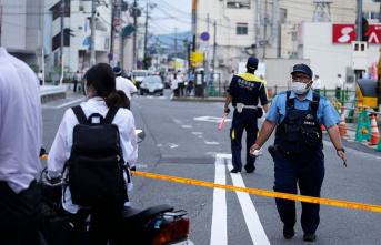 Former Japan PM is attacked by a nation known for gun control
