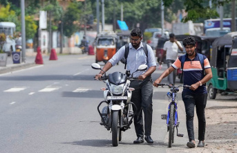 To curb inflation, Sri Lanka's central Bank raises key rates
