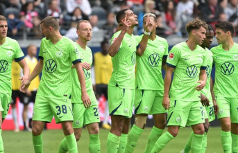 Matchday 6: VfL Wolfsburg celebrates their first win...