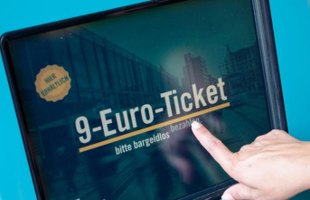 Traffic: 9-euro ticket: Minister wants to secure public...