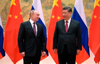 SCO meeting in Uzbekistan: Vladimir Putin and Xi Jinping...