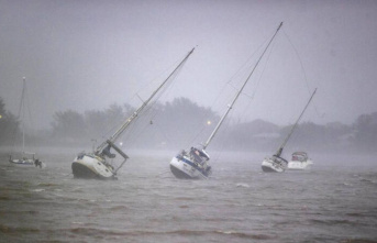 Four out of five hurricane: Winds of around 150 mph:...