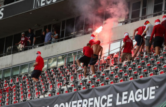 1. FC Cologne vs. OGC Nice: Hooligans riot in Nice:...