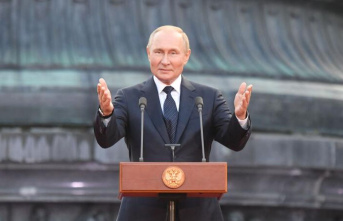 Decrees signed: Putin in crisis mode: What martial...