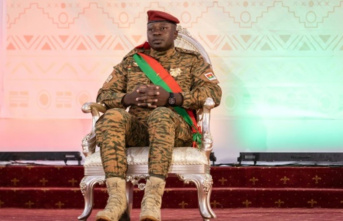 Junta leader Damiba calls on putschists in Burkina...