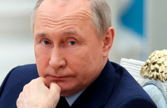 Russia: Kremlin boss under control in war: Putin turns...