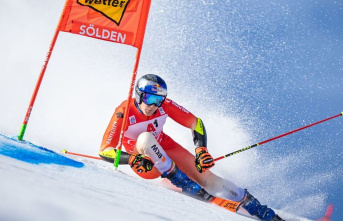 World Cup start: Ski ace Odermatt wins giant slalom...