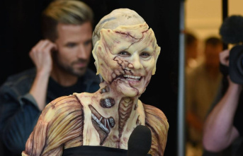 Tanned and naked: Heidi Klum posts her Halloween preparations