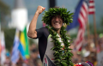 Ironman: Hawaii 2022: novelty edition with moving...