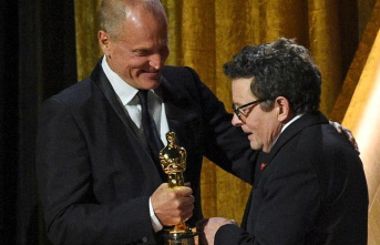 Hollywood: Fighting Parkinson's: Michael J. Fox...