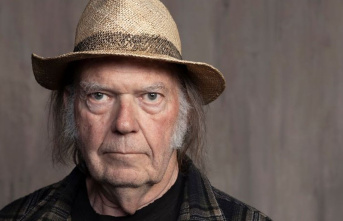 "World Record": Neil Young evokes a better...