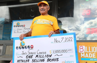 Powerball lottery: lotto madness in the USA: two billion...
