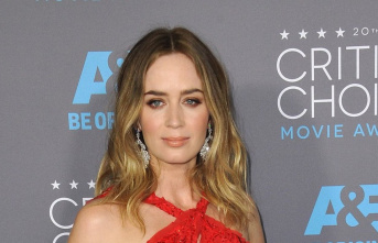 Emily Blunt: Actress etches against "Strong Woman"...
