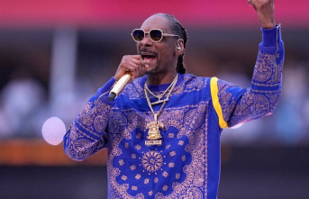 Hollywood: The life of US rapper Snoop Dogg is filmed