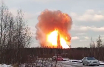 Russia: Explosion in gas pipeline causes major fire...