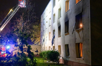 Accidents: Explosion in Hamburg men's dormitory...