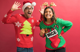 Ugly Christmas Sweater Day: Every year again: ugly...